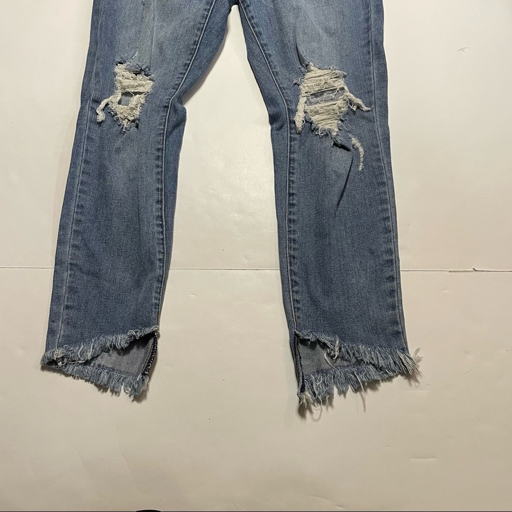 STS Blue Morgan Tomboy Rae Hem Distressed Crop Skinny Jeans Light Wash Size 26 - Picture 5 of 10